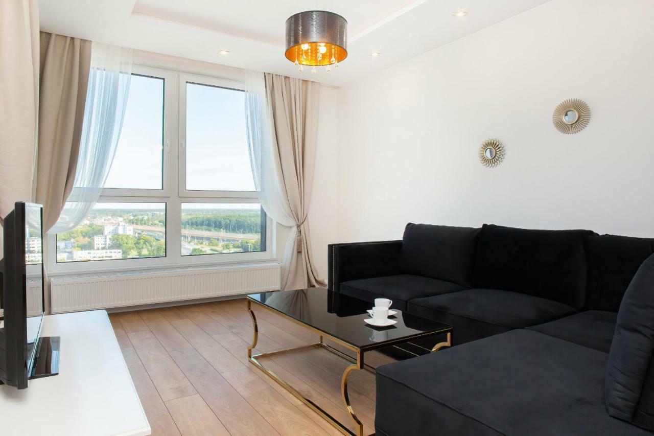 Apartments Aura Sky By Noclegi Renters Warsawa Bagian luar foto
